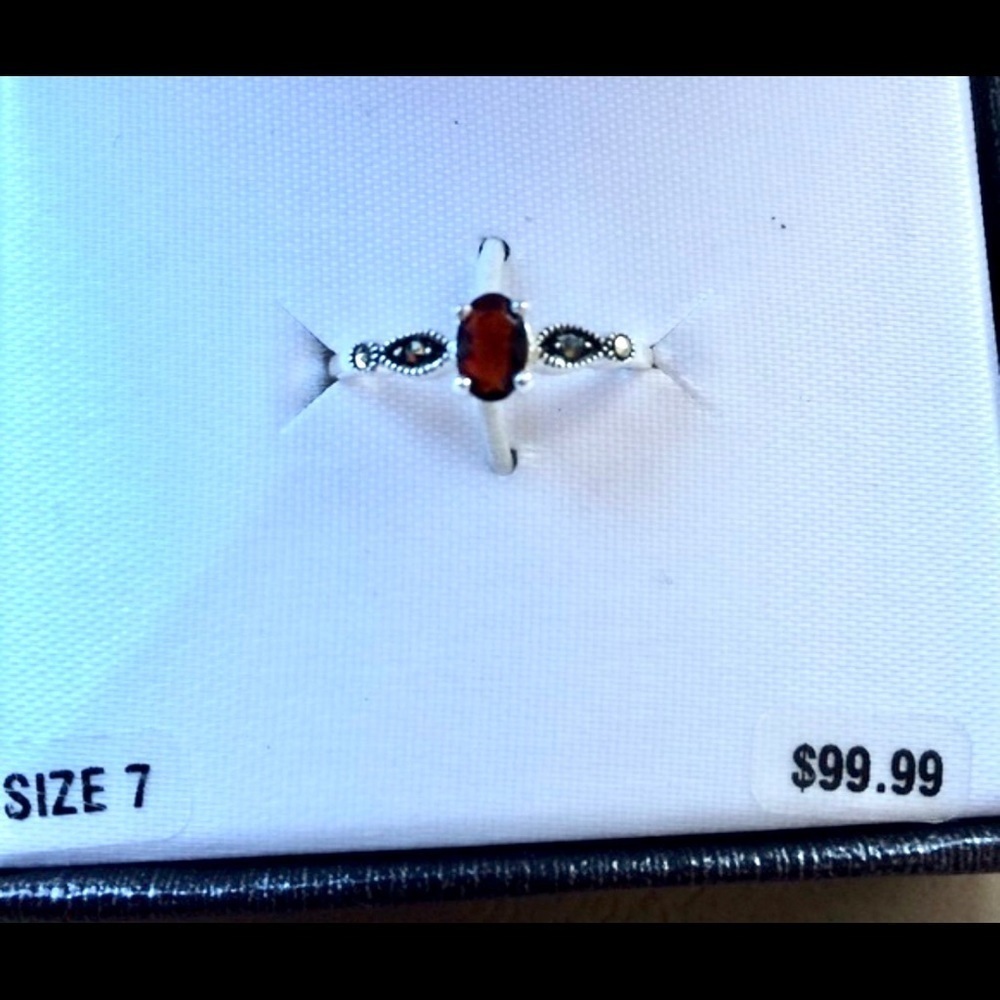 Sterling Silver Marcasite Ring Red Center Stone 7